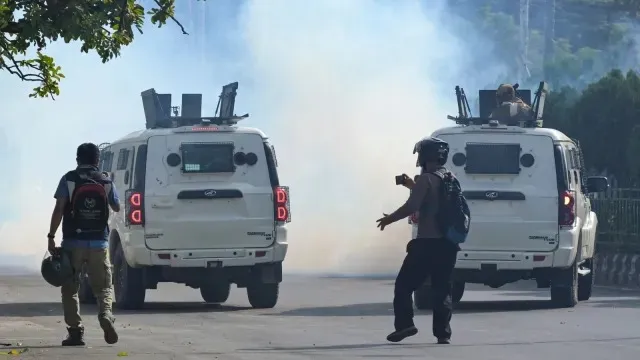 మణిపూర్‌లో మళ్లీ హింస.. నలుగురు మృతి