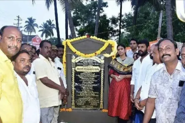 గ్రామీణ ప్రాంతాల రోడ్ల అభివృద్ధి లక్ష్యంగా ప్రభుత్వం పనిచేస్తుంది