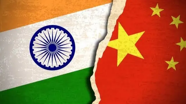 இந்தியா - சீனா ராணுவ வீரர்கள் இடையே மோதல் ஏற்பட்டுள்ளதாக தகவல்
