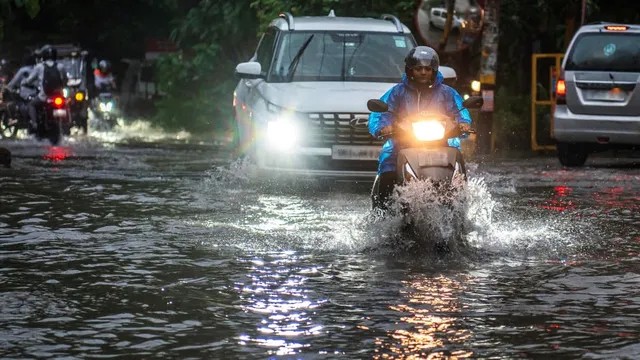 రేపు తెలంగాణలో భారీ వర్షాలు.. పలు జిల్లాలకు ఎల్లో అలర్ట్ జారీ