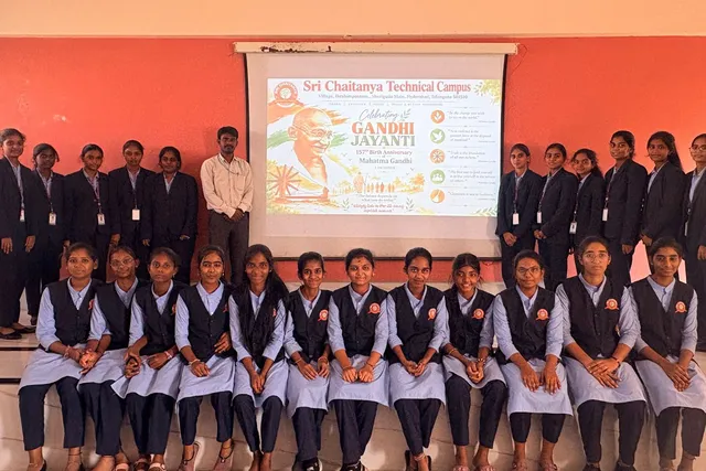 శ్రీ చైతన్య టెక్నికల్ క్యాంపస్లో ఘనంగా గాంధీ జయంతి వేడుకలు శ్రీ చైతన్య టెక్నికల్ క్యాంపస్లో ఘనంగా గాంధీ జయంతి వేడుకలు