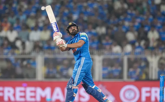 రోహిత్ శర్మ వన్డేల్లో 12 వేల పరుగులు పూర్తి