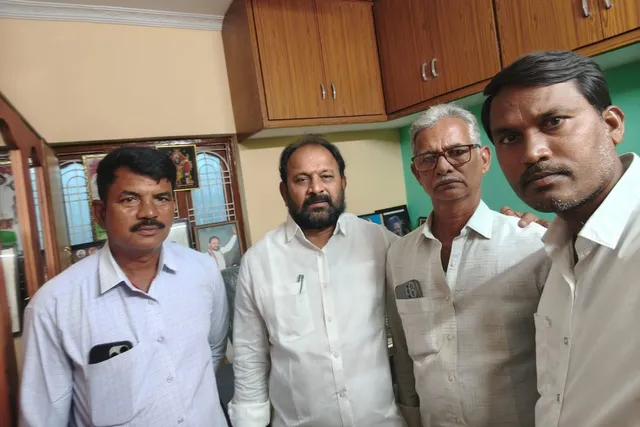 అభివృద్ధి నిధులకై ఎమ్మెల్యేకు సర్పంచ్ రంజిత్ కుమార్ వినతి
