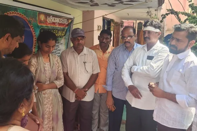 ప్రసాద్ కుటుంబానికి బీజేపీ నేతల పరామర్శ