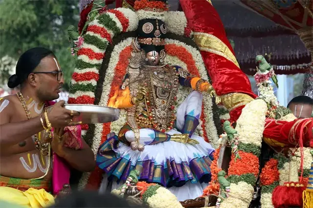 సాలకట్ల బ్రహ్మోత్సవాలు.. మోహినీ అలంకారంలో శ్రీనివాసుడు