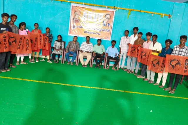 ఏబీవీపీ అభ్యాస వర్గంలో వ్యక్తి నిర్మాణంతోనే దేశ పునర్నిర్మాణం: బి.ఎన్.గిరి