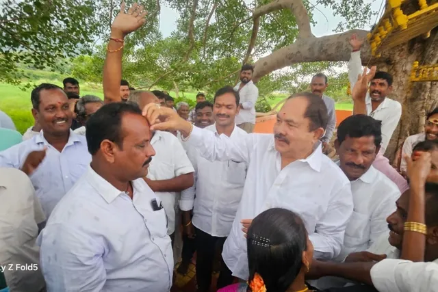 గుర్ల ఎంపీటీసీ అభ్యర్థిగా మీసాల గీత ఏకగ్రీవ ఎంపిక