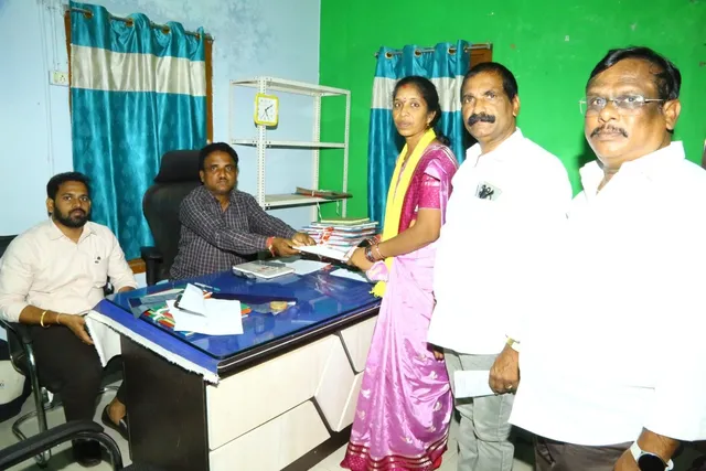 రాజవొమ్మంగిలో మూడు ఎంపీటీసీ నామినేషన్లు