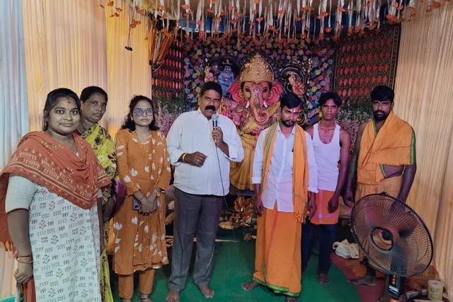 పంజాబ్ గడ్డ 18 వ డివిజన్లో అన్నదాన కార్యక్రమం