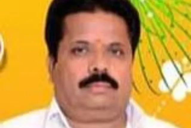 బీసీల డిమాండ్లపై స్పందించాలి: బీజేపీ దిష్టిబొమ్మ దహనం