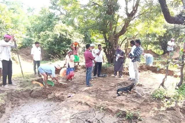 సోమర్యాగడి తండాలో అభివృద్ధి పనులను పరిశీలించిన ఎంపీడీవో