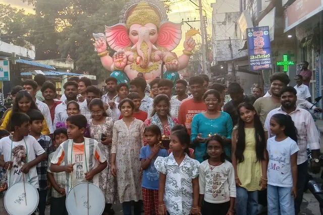 ధర్పల్లిలో వినాయక విగ్రహాల ఊరేగింపు
