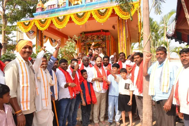 బ్యాతోల్ లో దుర్గమ్మ తల్లి ఉత్సవాలు, బతుకమ్మ, దసరాకు ప్రత్యేక ఏర్పాట్లు బ్యాతోల్ లో దుర్గమ్మ తల్లి ఉత్సవాలు, బతుకమ్మ, దసరాకు ప్రత్యేక ఏర్పాట్లు