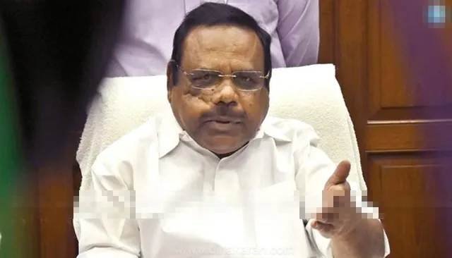 அதிமுக முன்னாள் சபாநாயகர் தனபால் மருத்துவமனையில் அனுமதி
