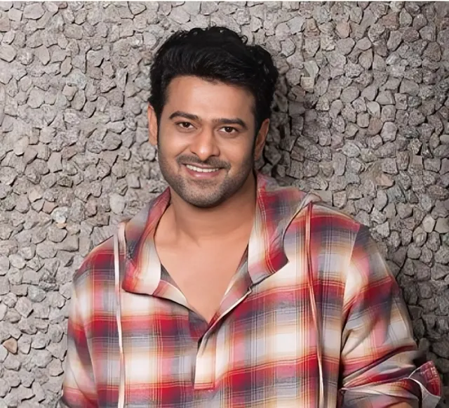 వరుస పాన్ ఇండియా ప్రాజెక్టులు.. ప్రభాస్కు కొత్త సవాళ్లు వరుస పాన్ ఇండియా ప్రాజెక్టులు.. ప్రభాస్కు కొత్త సవాళ్లు