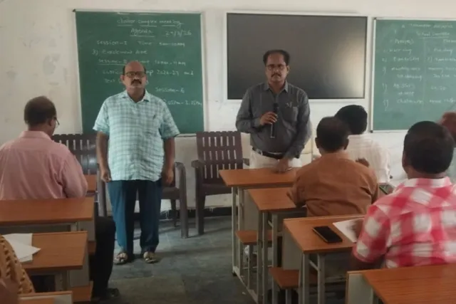 నైతిక విలువలతో బోధన: డీఈవో మాణిక్యం నాయుడు సూచన