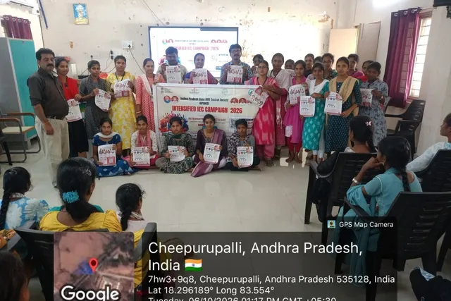 చీపురుపల్లిలో హెచ్ఐవిపై అవగాహన కార్యక్రమం చీపురుపల్లిలో హెచ్ఐవిపై అవగాహన కార్యక్రమం