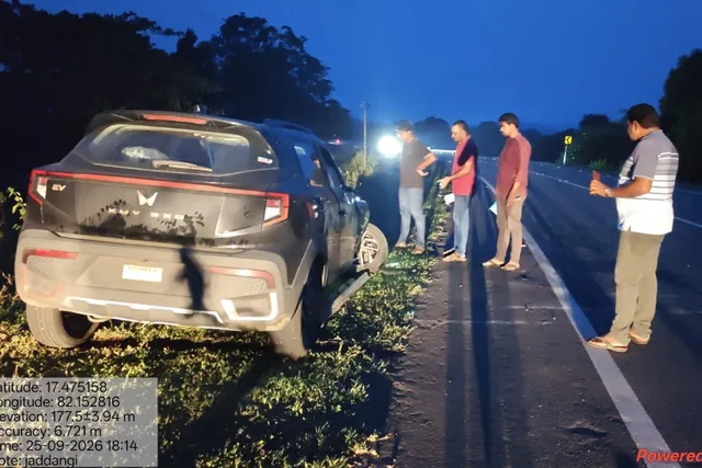 రోడ్డు ప్రమాద ప్రాంతాన్ని పరిశీలించిన డిఎస్పీ