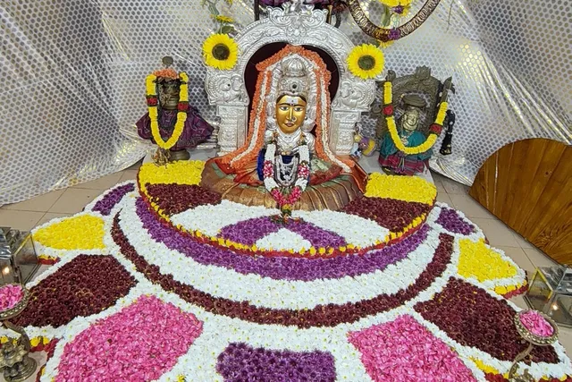 శ్రీ శ్రీ శ్రీ గంగాలమ్మ అమ్మవారి సన్నిధిలో మహా చండి హోమం
