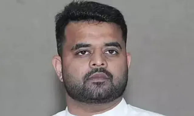 ప్రజ్వల్ ఫోన్‌లో 140+ పోర్న్ వీడియోలు.. ఫోరెన్సిక్ విచారణలో వెలుగులోకి