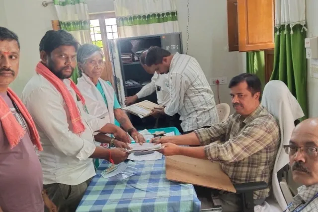 కొటాల జనసేన ఎంపీటీసీ అభ్యర్థిగా నామినేషన్ వేసిన వెంకటసుబ్బమ్మ
