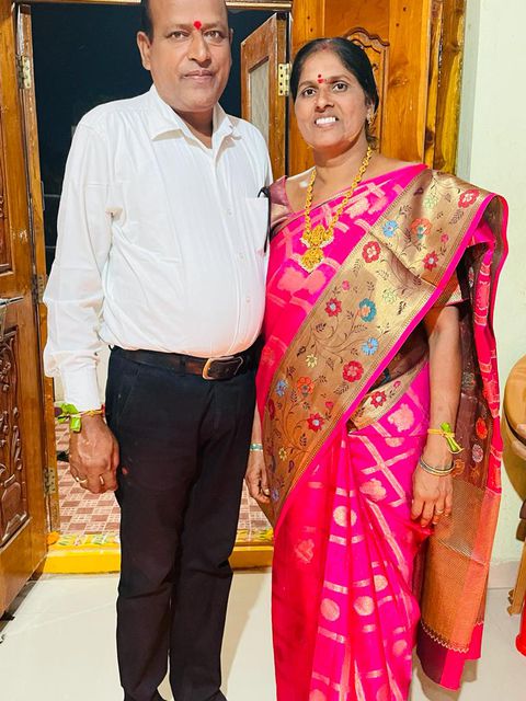 దంపతులు ఇరువురికి ప్రశంస పత్రాలు