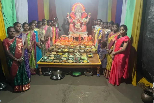 జగిత్యాల: 108 రకాల నైవేద్యాలతో గణపయ్యకు ప్రత్యేక పూజలు జగిత్యాల: 108 రకాల నైవేద్యాలతో గణపయ్యకు ప్రత్యేక పూజలు