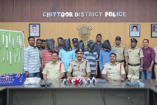 రూ.90 లక్షల చోరీ సొత్తు స్వాధీనం