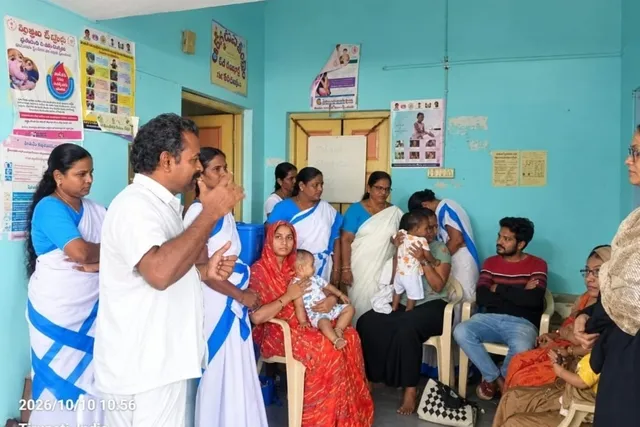 మానసిక ఆరోగ్య సమస్యలపై అవగాహన కల్పించిన వైద్య సిబ్బంది