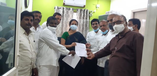 కమ్యూనిటీ స్థలము కాపాడాలని వినతి