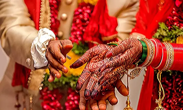 ఉదయం పెళ్లి.. సాయంత్రానికి విడిపోయారు ఉదయం పెళ్లి.. సాయంత్రానికి విడిపోయారు