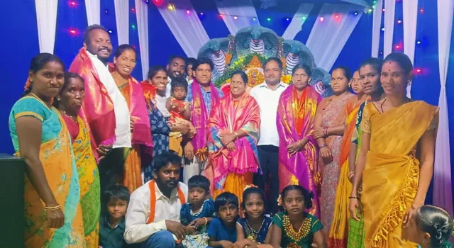 కండ్లపల్లిలో గణేశుడిని దర్శించుకున్న సర్పంచ్, ఉపసర్పంచ్ కండ్లపల్లిలో గణేశుడిని దర్శించుకున్న సర్పంచ్, ఉపసర్పంచ్