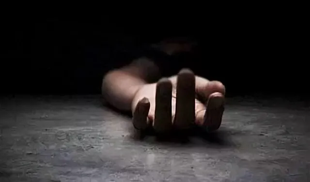 బాలుడి గొంతు నులిమి చంపిన తండ్రి