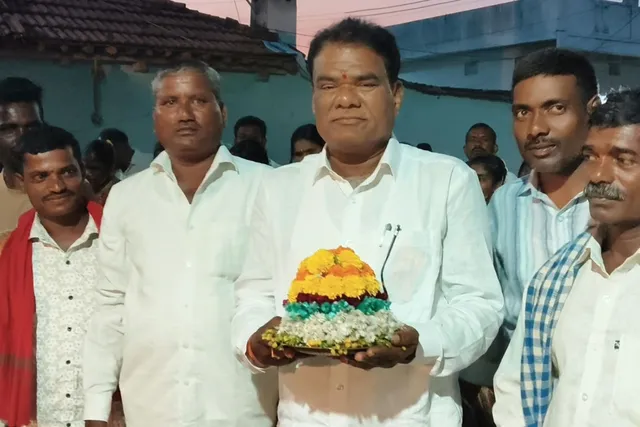 భూంపల్లిలో తొలిసారిగా ఘనంగా బతుకమ్మ పండుగ