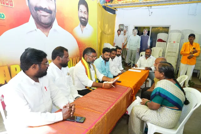 ప్రజాదర్బార్ కార్యక్రమంలో వినతులు స్వీకరించిన కోటంరెడ్డి