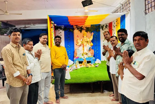 దుబ్బాకలో ఘనంగా గణనాథుని తొలిరోజు పూజలు దుబ్బాకలో ఘనంగా గణనాథుని తొలిరోజు పూజలు