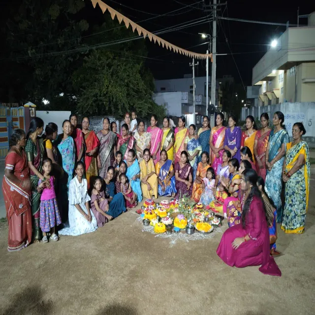 విద్యానగర్‌లో ఎంగిలిపూల బతుకమ్మ వేడుకలు ప్రారంభం