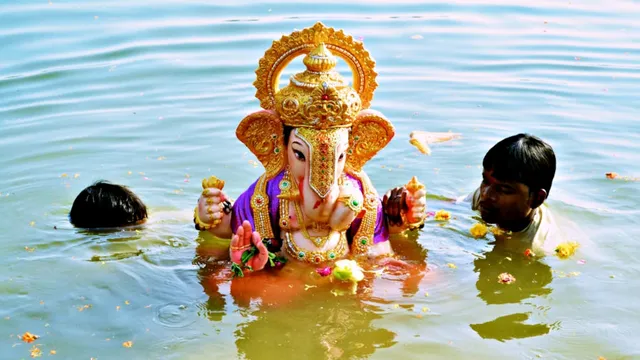 விநாயகர் சிலை கரைக்கும்போது அணையில் மூழ்கி இளைஞர் பலி