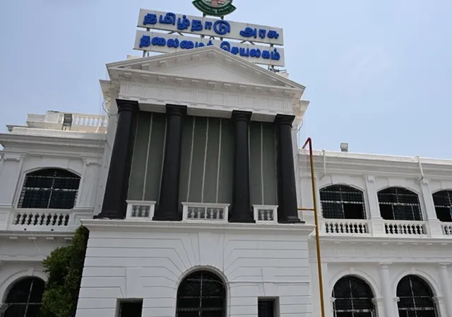 அரசுப் பணி உச்ச வரம்பு 5 ஆண்டுகள் உயர்வு