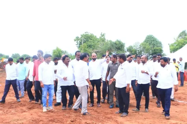 పల్లె పండుగ – 3.0 సభా ఏర్పాట్లను పరిశీలించిన MLA కాకర్ల సురేష్