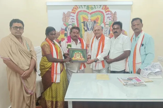 అన్నప్రసాద పథకానికి విరాళం అందజేత