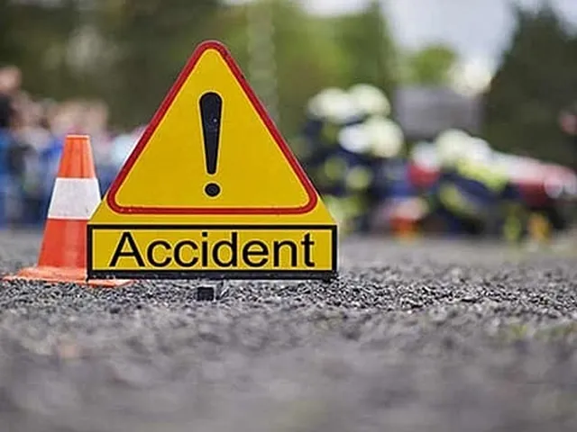 Two bikes collide, two dead