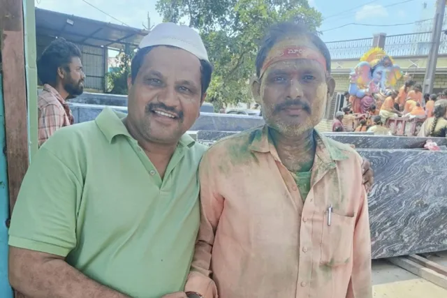 శ్రీశైలంలో నిమజ్జన వేడుకల్లో పాల్గొన్న జాకీర్ హుస్సేన్