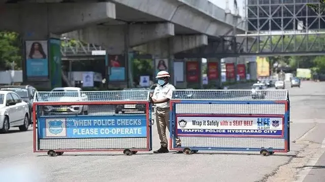 హైదరాబాద్‌లో దుర్గా నిమజ్జనం.. ట్రాఫిక్ ఆంక్షలు అమలు