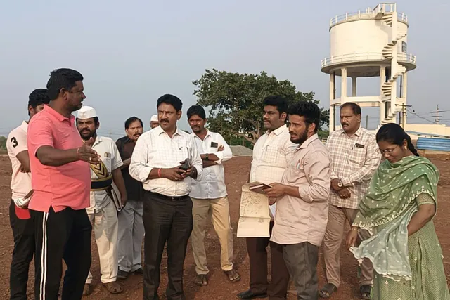పల్నాడులో భూ అక్రమాలపై అధికారుల కొరడా