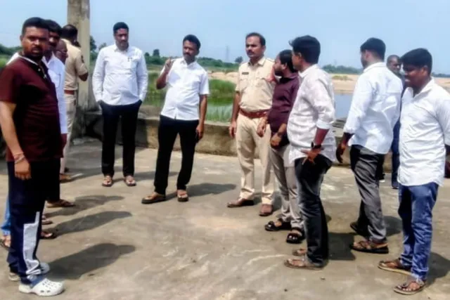 గణేష్ నిమజ్జనానికి గోదావరి ప్రాంతంలో పరిశీలించిన చైర్మన్