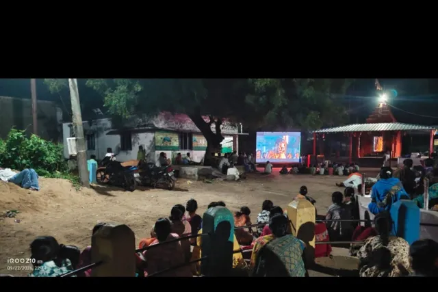 అన్నారంలో ఇరుముడి చిత్రం ప్రదర్శన