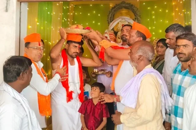 హనుమాన్ మందిర్ గణేష్ మండలి లడ్డు వేలం
