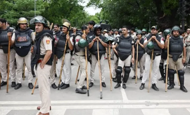 ఢిల్లీలో హై అలర్ట్: CJP నిరసనలపై కట్టుదిట్టమైన భద్రత