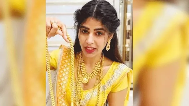 நகை பறித்ததாக வழக்கு: மதுமிதா மீதான புகாரில் விசாரணை தொடக்கம் நகை பறித்ததாக வழக்கு: மதுமிதா மீதான புகாரில் விசாரணை தொடக்கம்